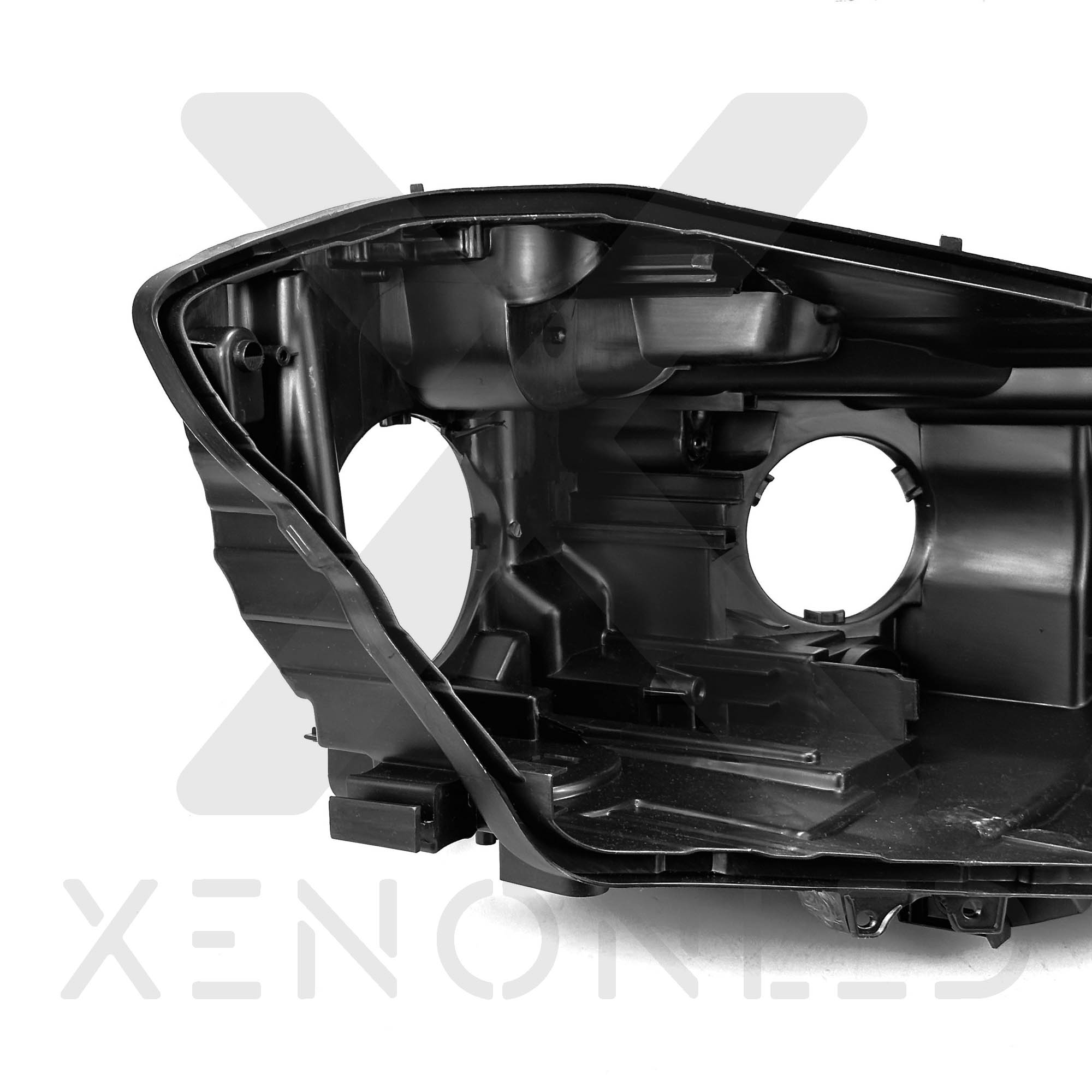 Mercedes - Benz A W176 2013 - 2015 Xenon Headlight Housing Right Side