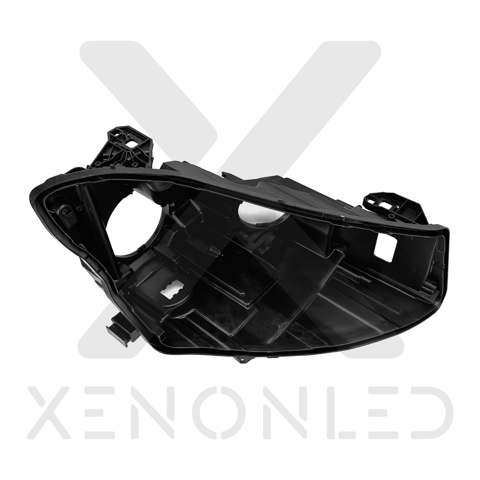 Mercedes - Benz A W176 2013 - 2015 Xenon Headlight Housing Right Side