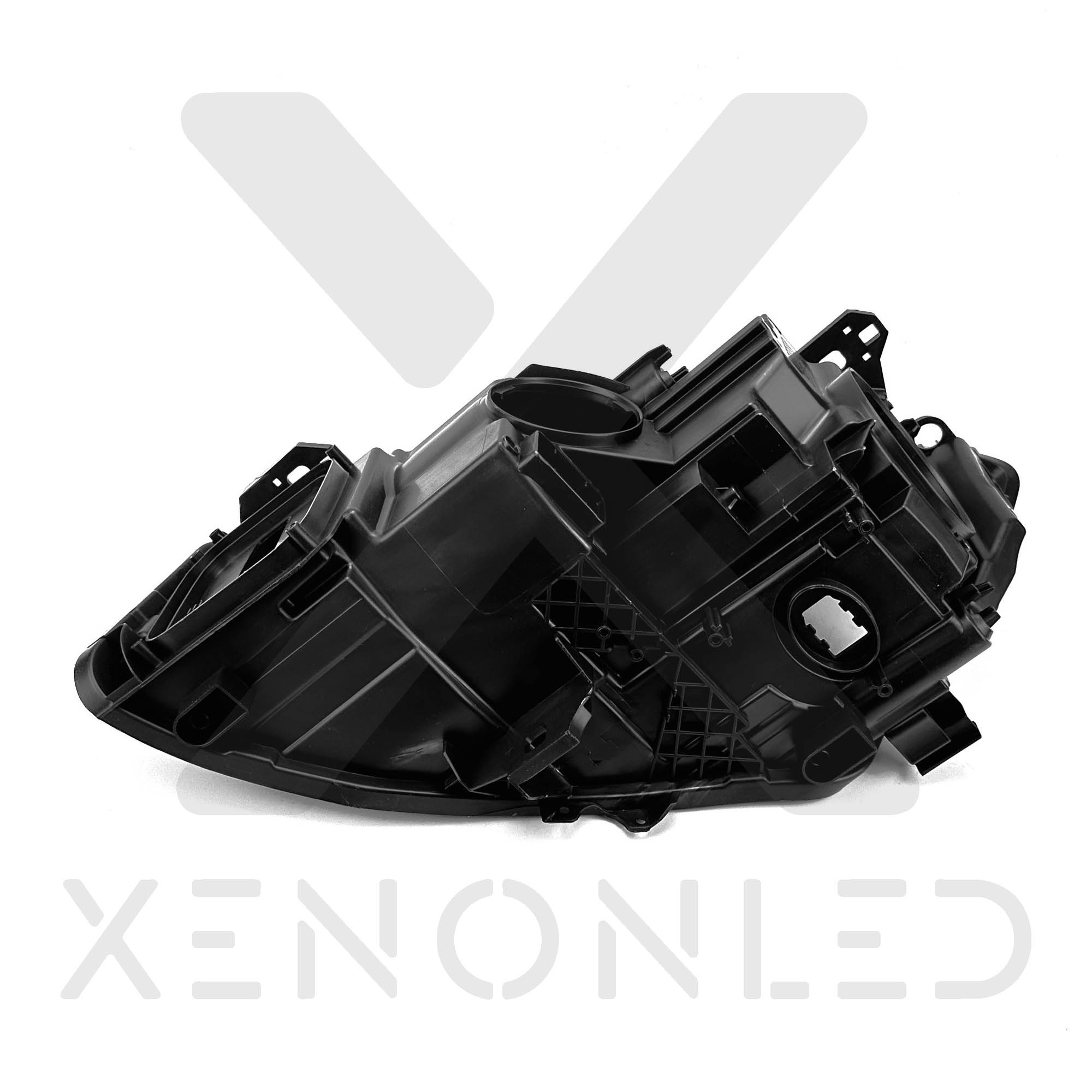 Mercedes - Benz A W176 2013 - 2015 Xenon Headlight Housing Right Side
