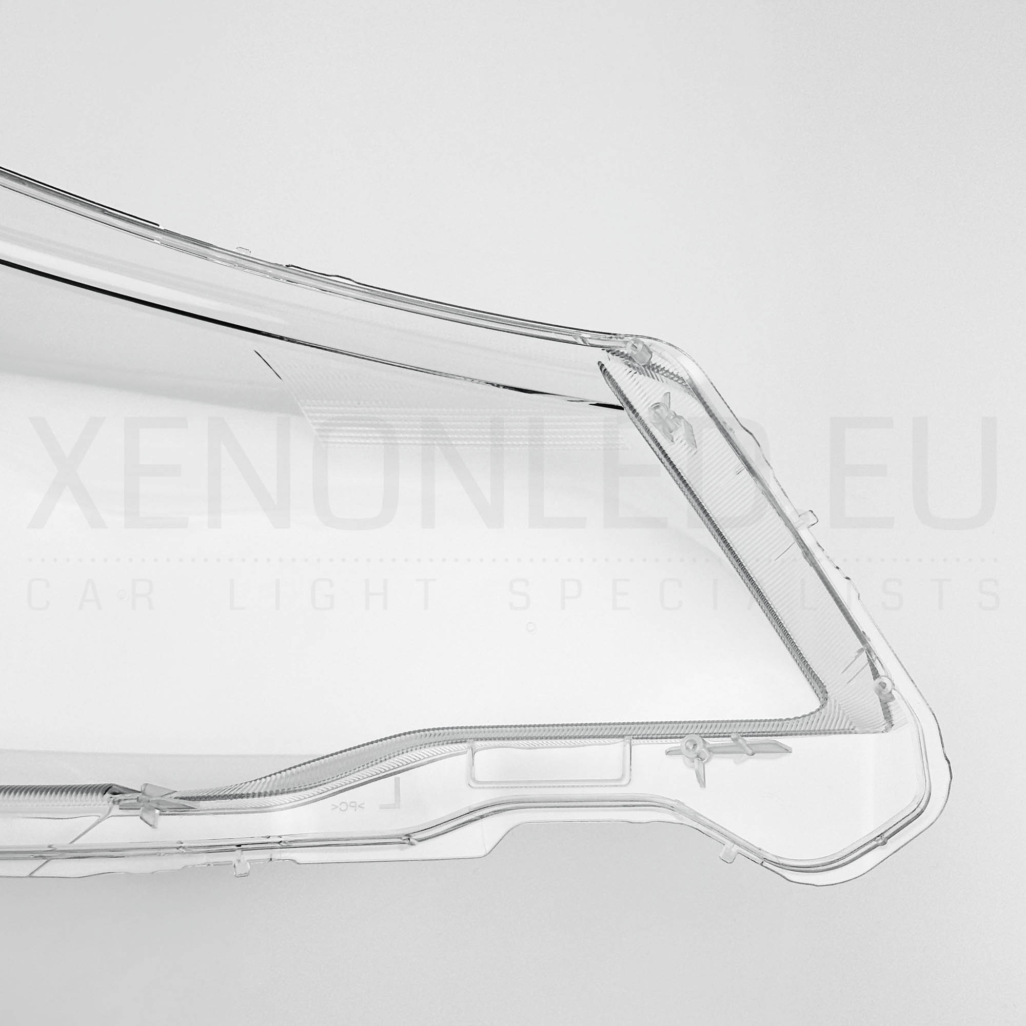 Subaru Forester 2016–2018 Halogen Headlight Lens Cover Left Side