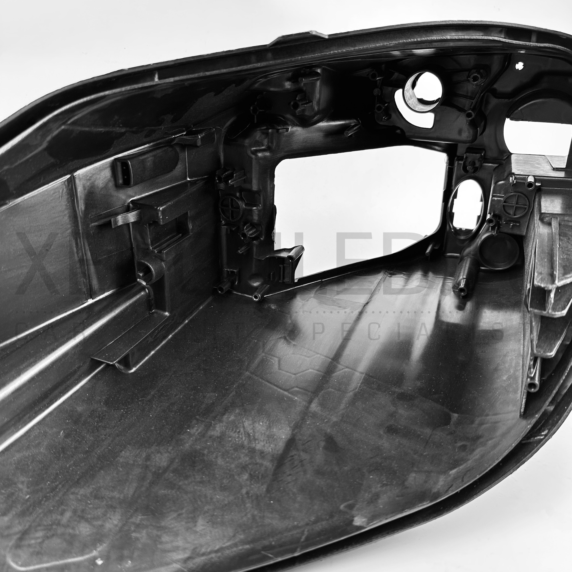 Porsche Cayenne (2024–) Headlight Housing Left