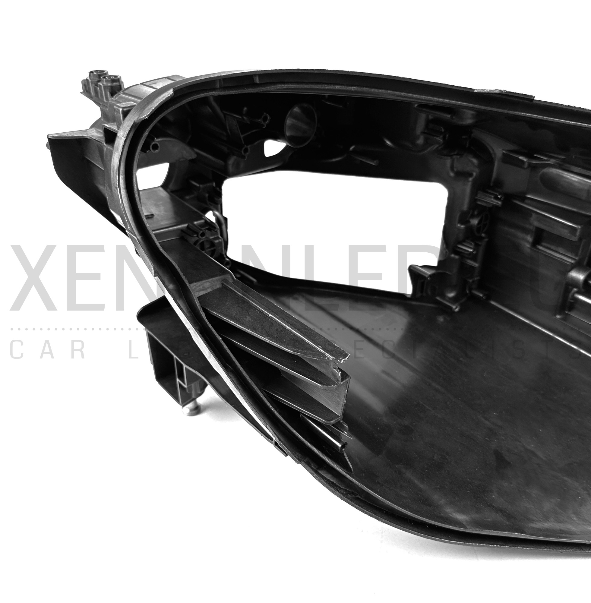 Porsche Cayenne (2024–) Headlight Housing Right