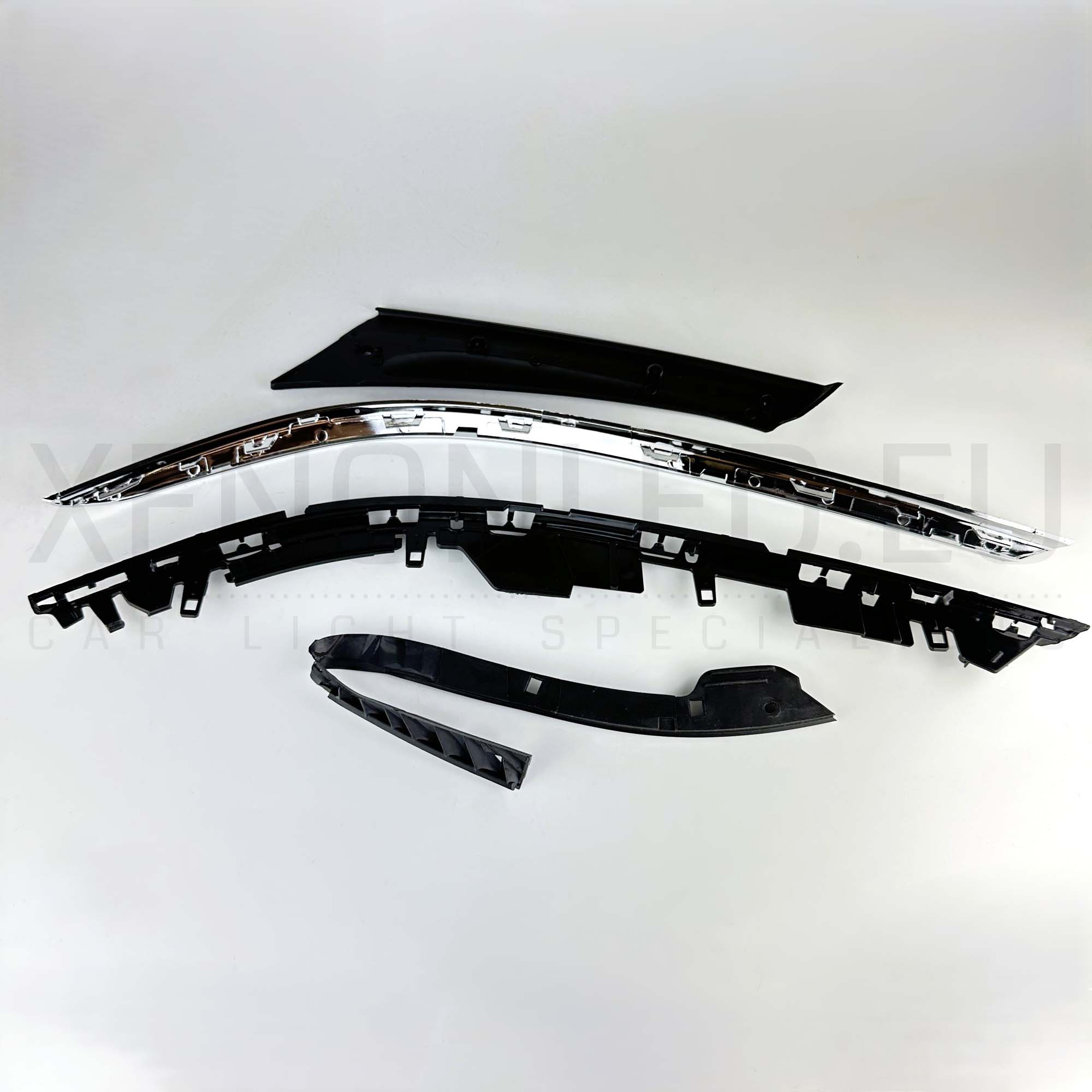VW Passat B8 4-Piece Chrome Headlight Trim – Right Side (2014–2019)