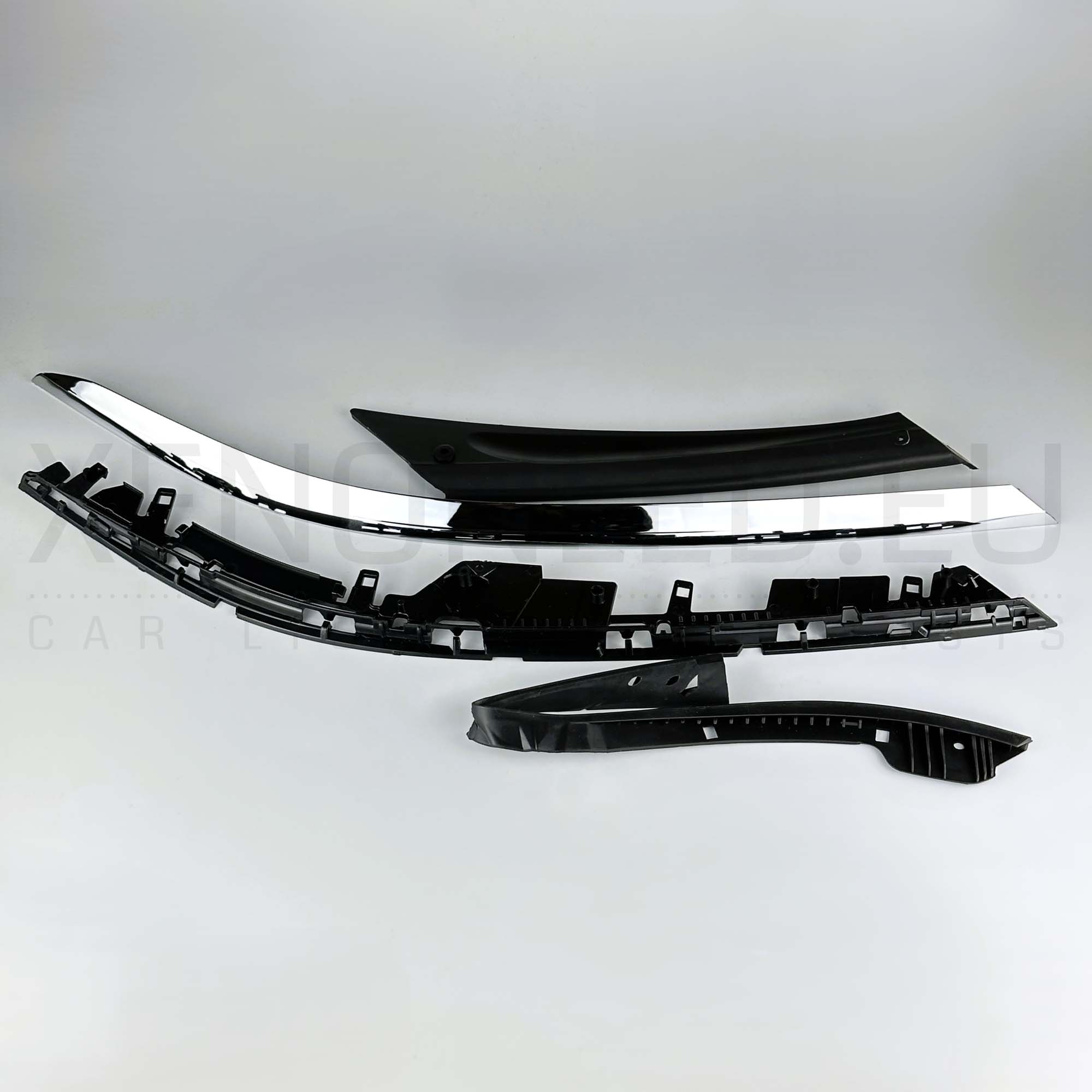 VW Passat B8 4-Piece Chrome Headlight Trim – Right Side (2014–2019)