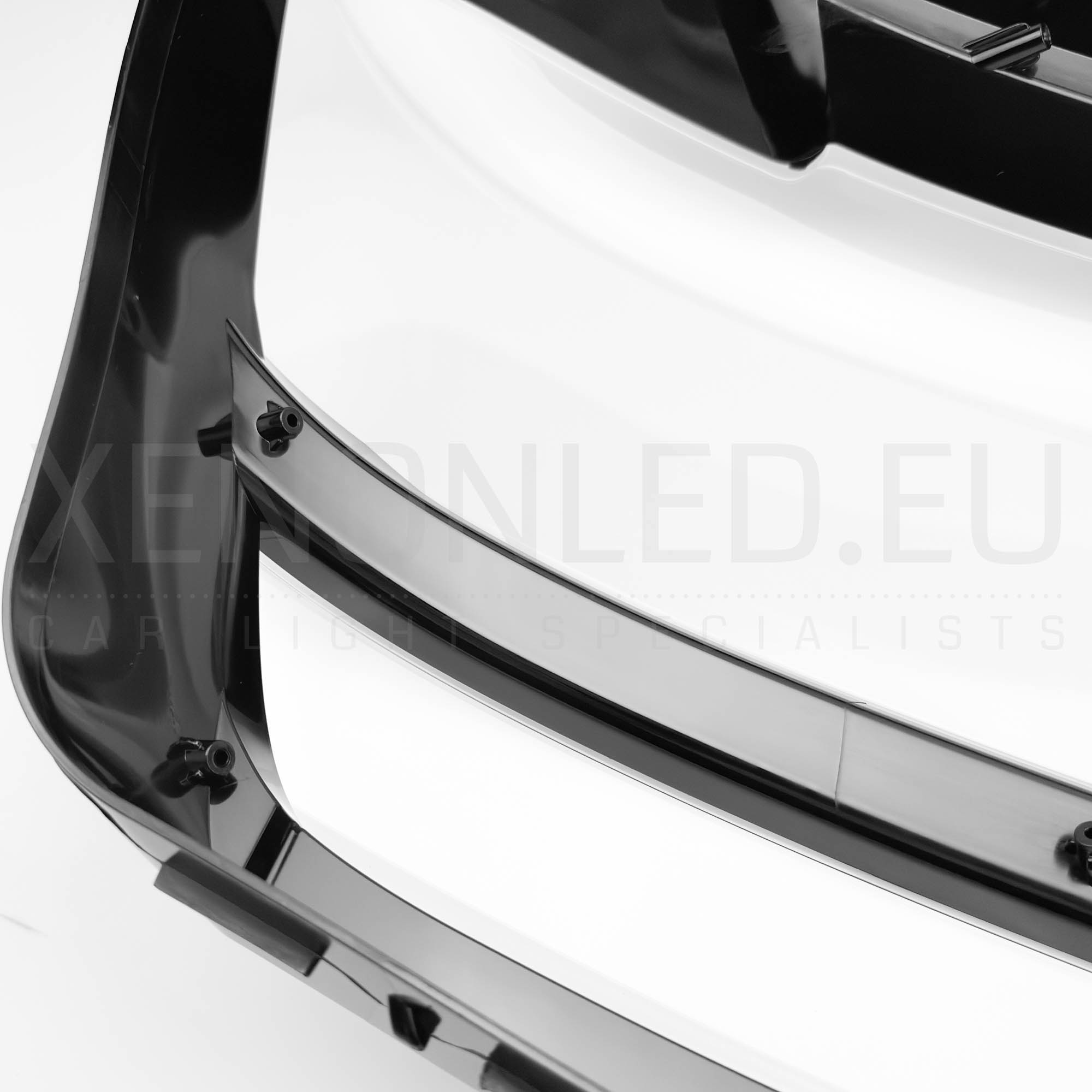 Volkswagen Atlas 2017–2021 Headlight Lens Cover Left Side