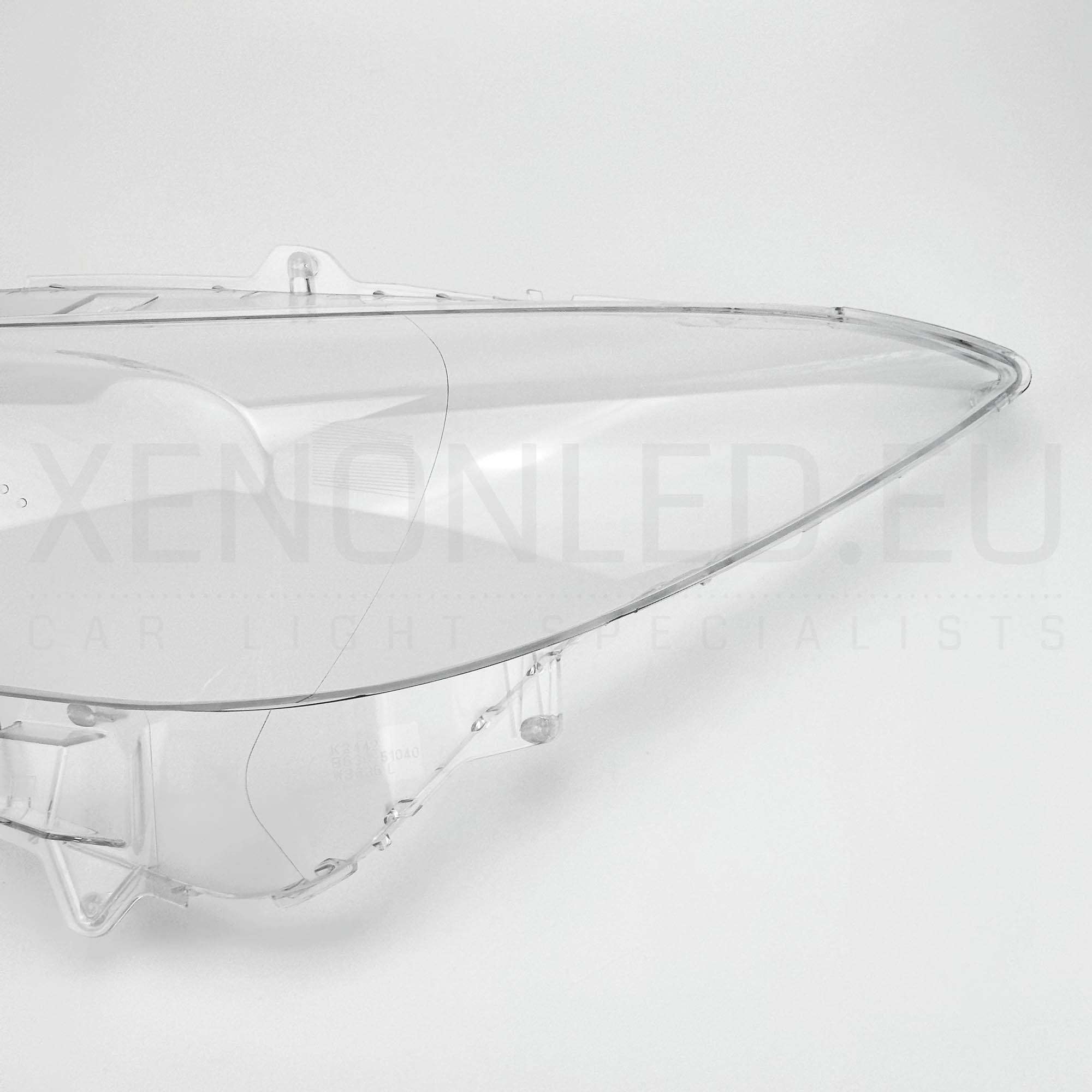 Mazda 3 2016–2019 Halogen Headlight Lens Cover Left Side
