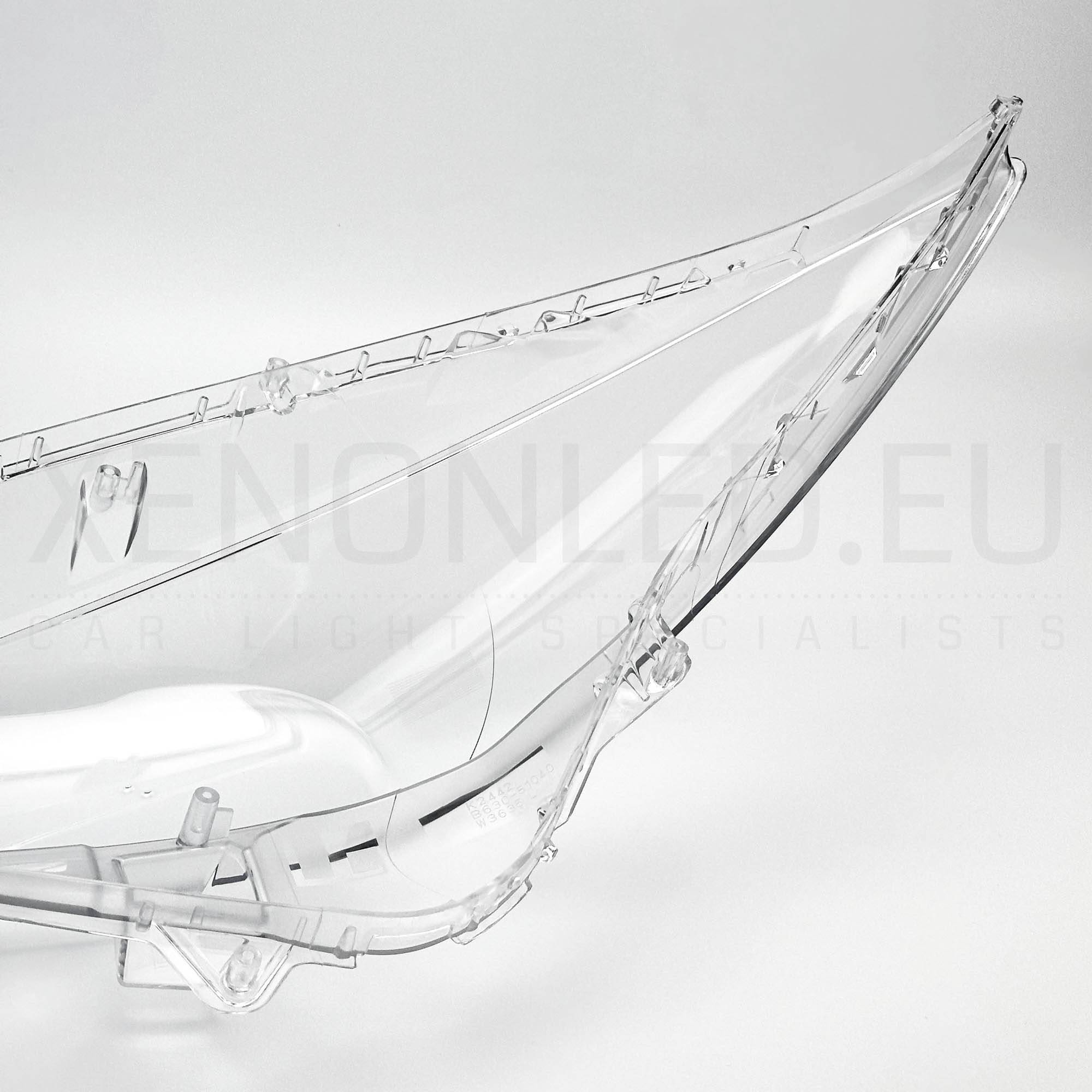 Mazda 3 2016–2019 Halogen Headlight Lens Cover Right Side