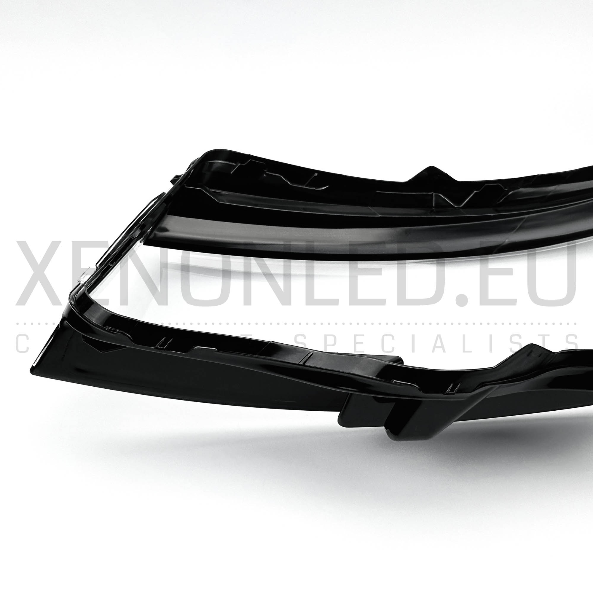Volkswagen T6.1 2020–2024 LED Headlight Lens Cover Right Side
