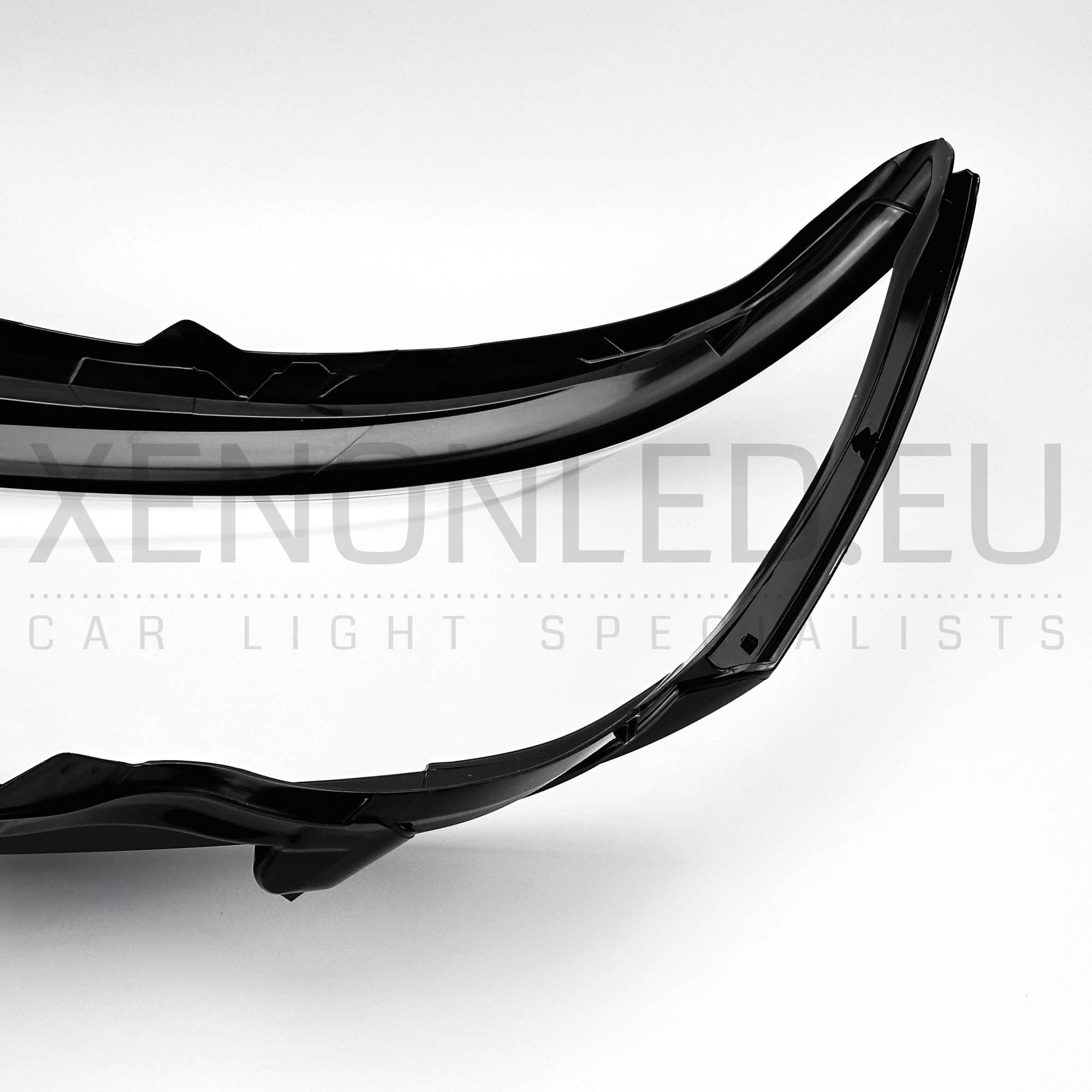 Volkswagen T6.1 2020–2024 LED Headlight Lens Cover Right Side