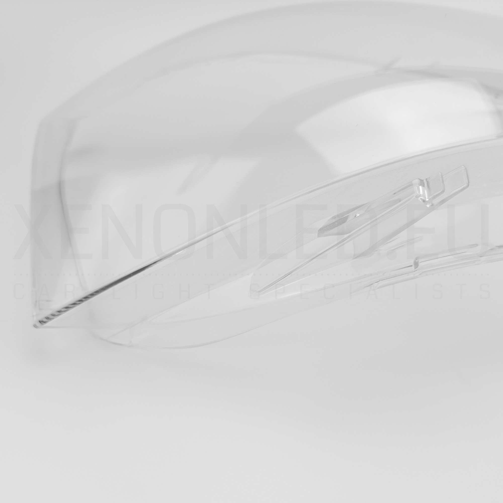 Volkswagen Multivan T5 2010–2015 Xenon Headlight Lens Cover Right Side
