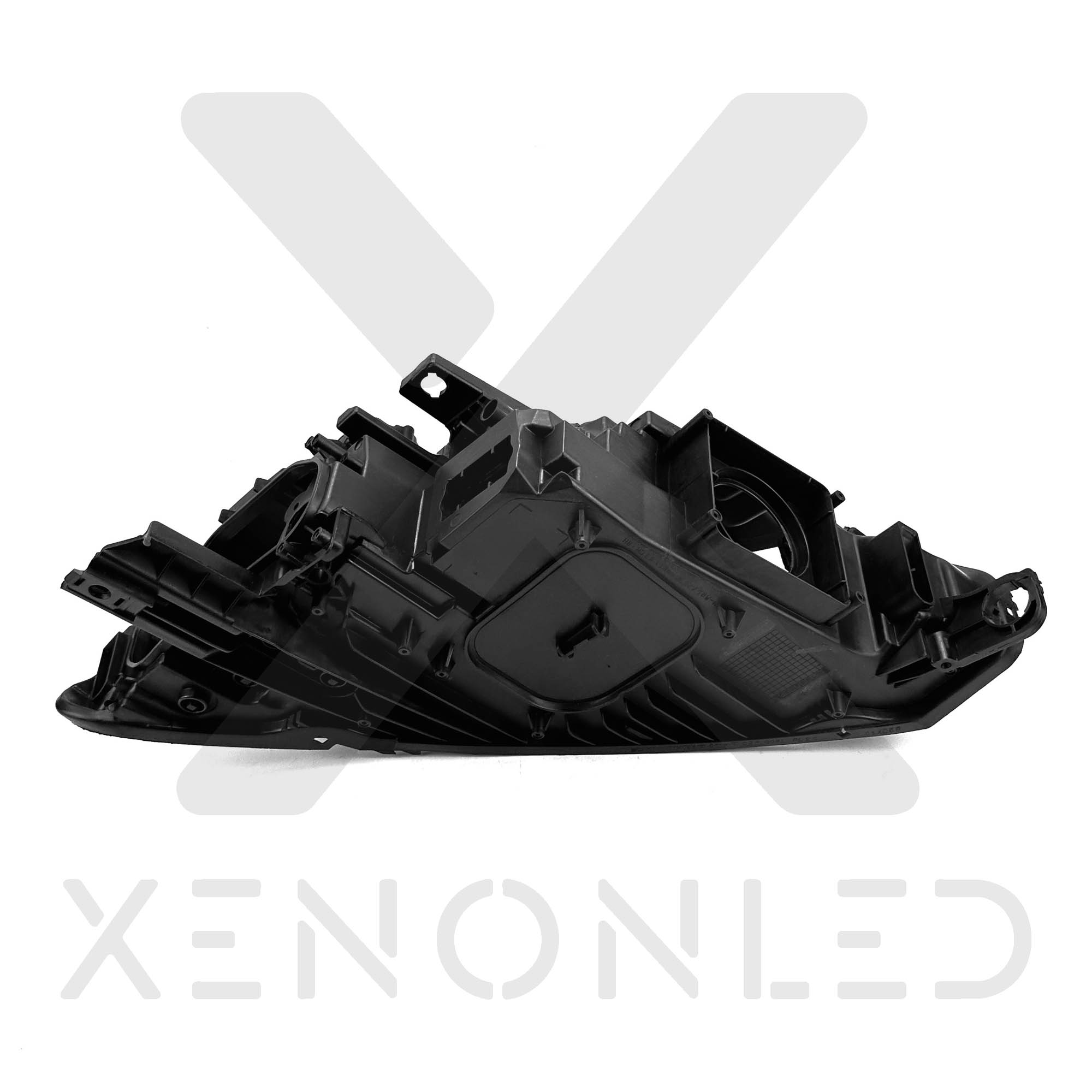 Volkswagen Passat B8 2014–2018 LED Headlight Housing Right Side