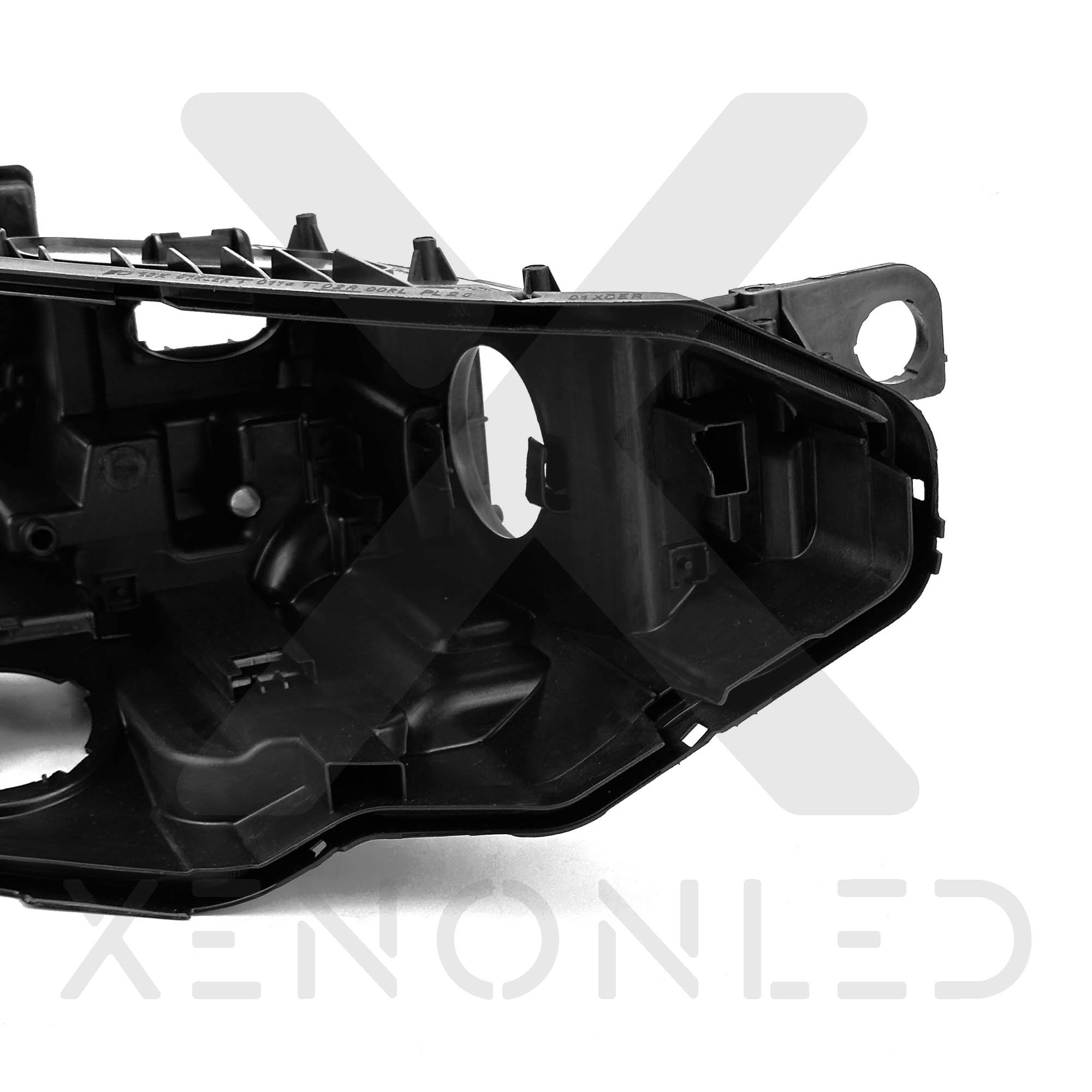 Volkswagen Passat B8 2014–2018 LED Headlight Housing Right Side