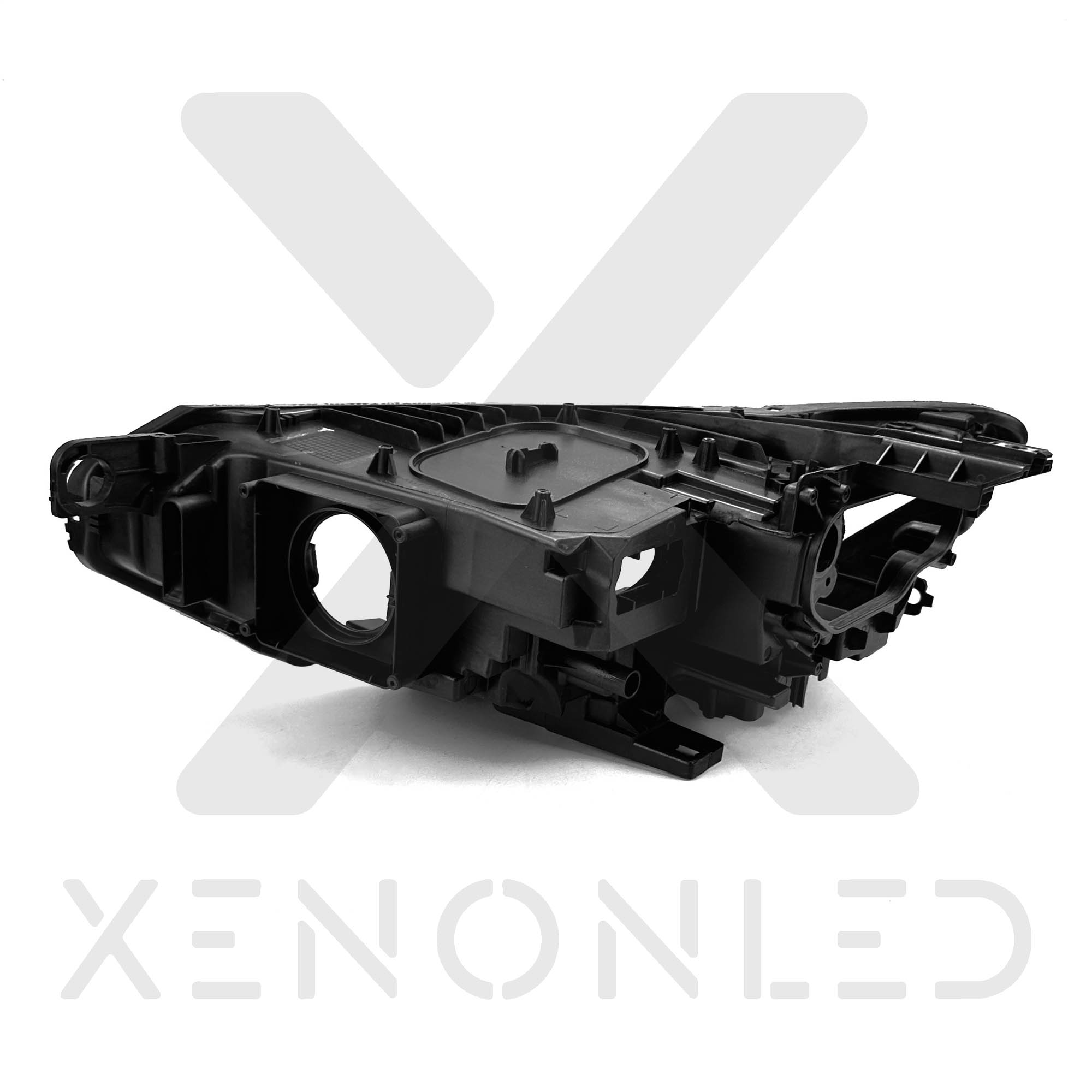 Volkswagen Passat B8 2014–2018 LED Headlight Housing Right Side