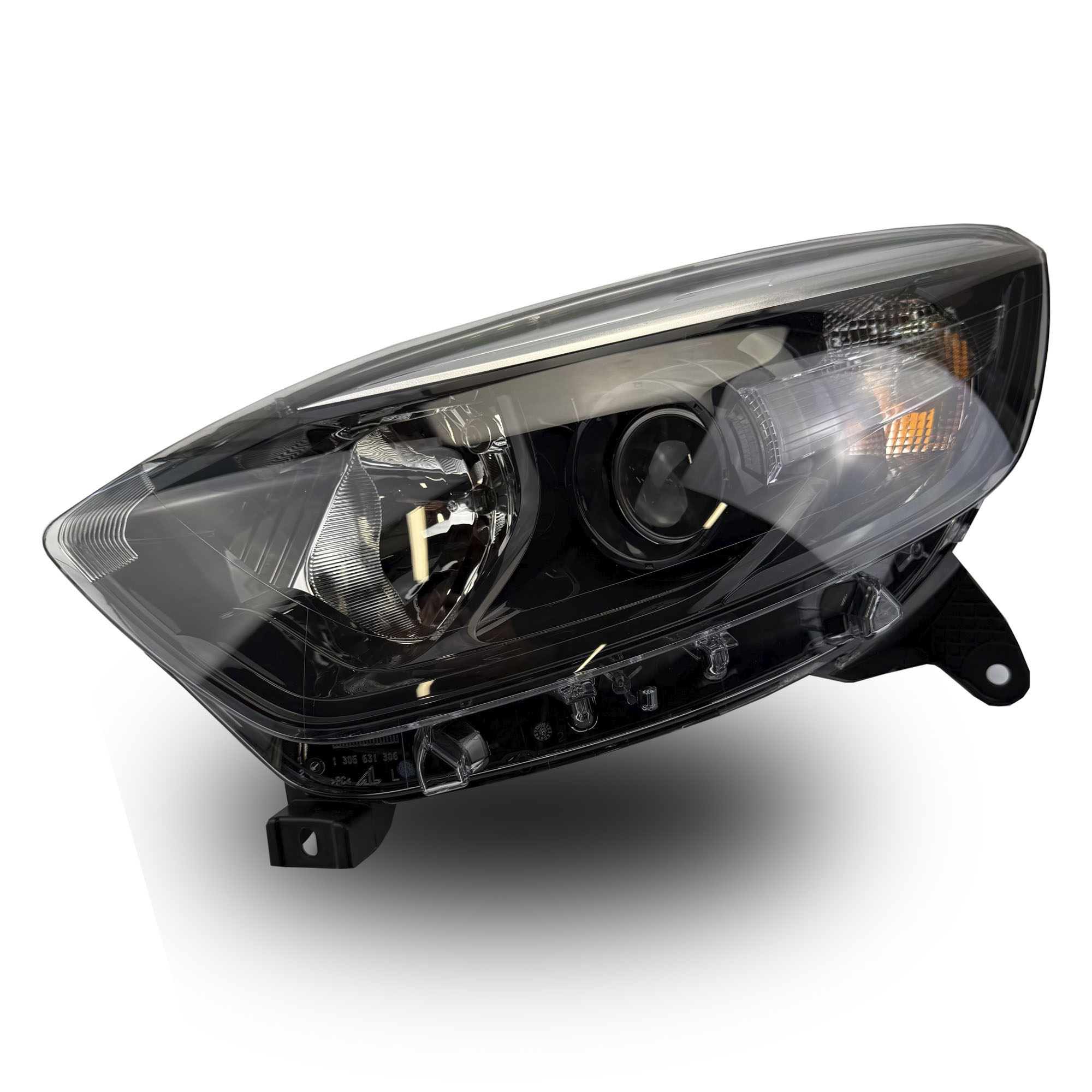 Renault Capture 260607817R Halogen Headlight